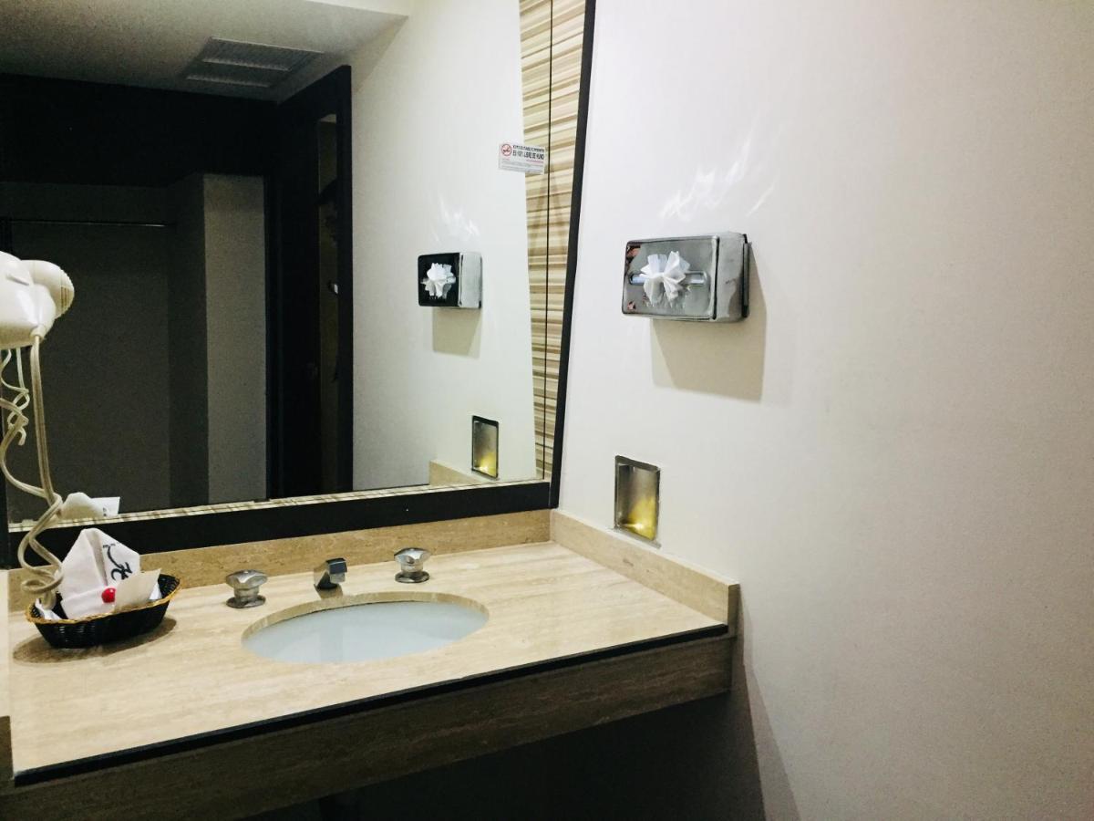 Hotel California Мехико Экстерьер фото